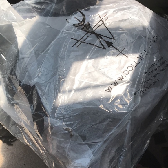 🖤🆕 Dolls Kill / Widow Fight OrFlight Giant Bat Weekender Bag!🦇🖤SOLD OUT!! - Picture 8 of 17